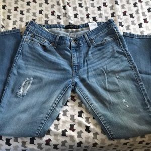Levis ripped jeans for juniors